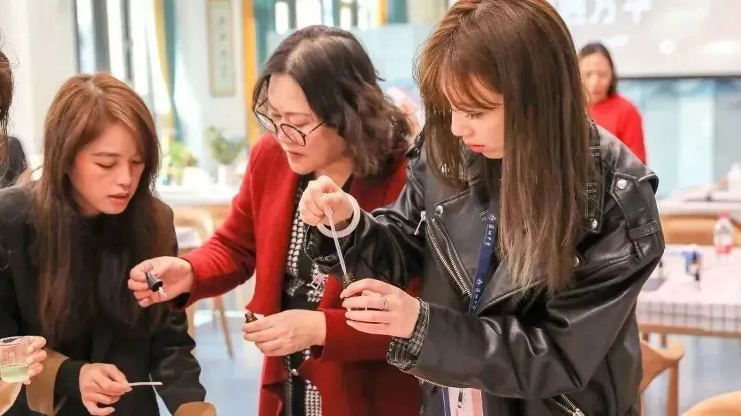 1761791991872788.jpg 8.jpg